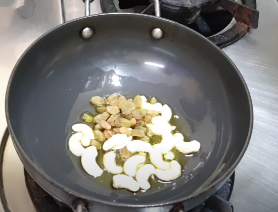 Roast avalakki in ghee till golden brown.